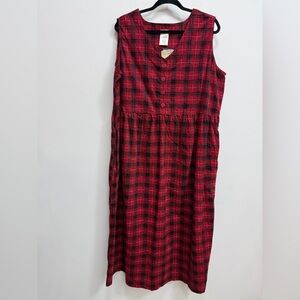 Bobbie Brooks Holiday Red and Black Plaid Sleeveless Dress, NWT.